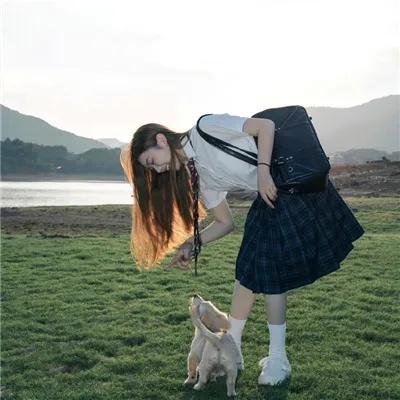 突如其蓝